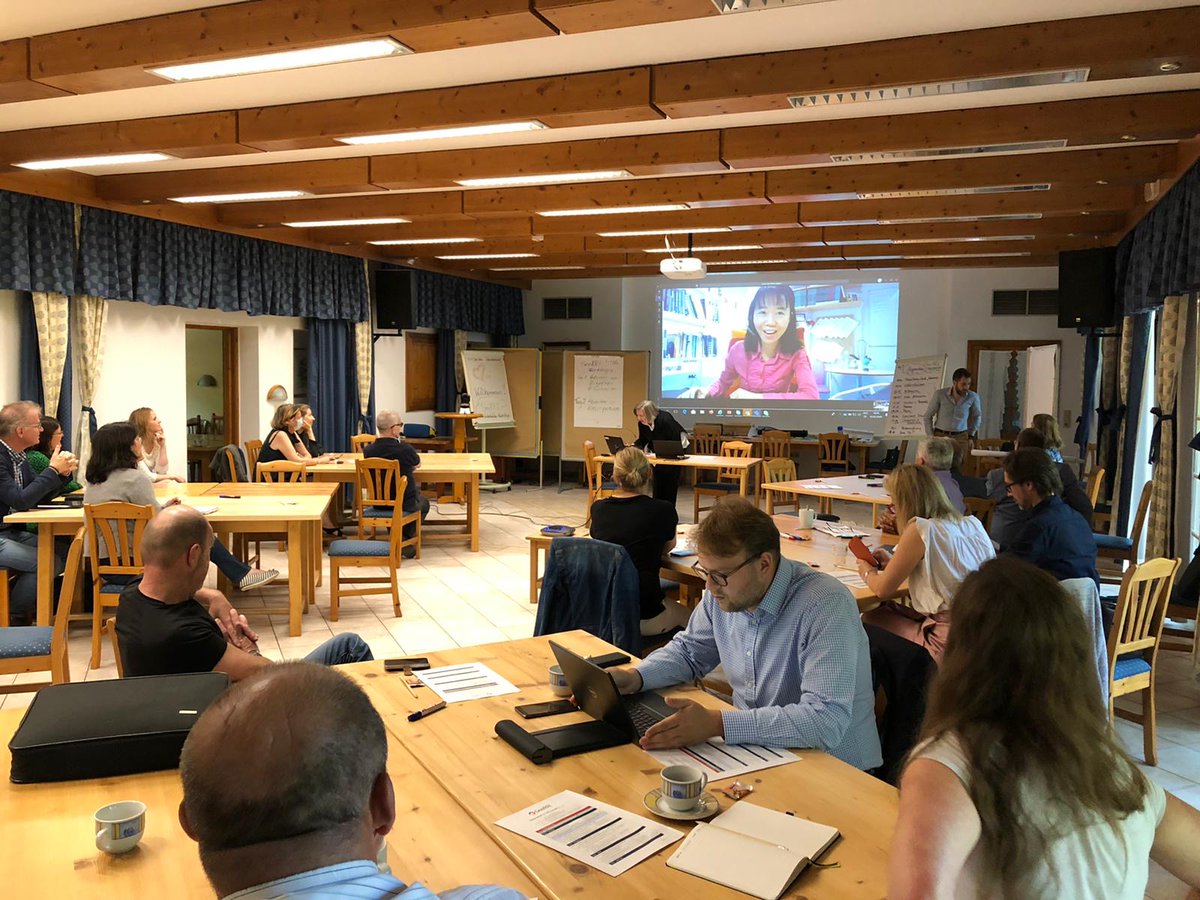 <a href="/nhien/">Nhien Nguyen</a> welcomed us to the second Vienna's Workshop!

Can we make significant contributions to reduce #CO2 emissions?

#RRI #seerri #H2020 #workshop #CO2emissions