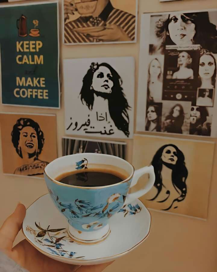 TripleAAA2020's tweet photo. كنت دوماً أود سؤالها
بتعرفي
إنو العالم عما يسمعوكِ بس
بالصبح و هن عما يشربوا القهوة؟
و بالمسا عم يسمعوا الست إم كلتوم؟
لماذا ترتبط معنا السيدة #فيروز بطقوس القهوة
السيدة أم كلثوم بالمساء و ربما طرق السفر ليلاً؟
#غرد_عن_مطربك_الأثير
@PaperSamwich
#Creativity_Crafters https://t.co/2JBNCkr8UM