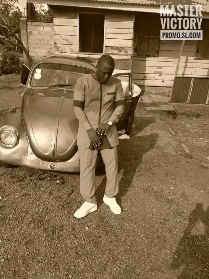 MasterVictoryP1's tweet photo. #IT_HARD_TO_BE_THE_BEST.
But Rememer it more Harder to Remain the #BEST 

#KAO_DENERO Ft #BLACK_JONES #STORY_OF_LUMUBA

Shooting is on.

#KAODENERO 
#More_Work #More_Creativity

#hiphop #Africa #Congo #Freetown #blacklivesbetter https://t.co/K4lJcg0SgQ