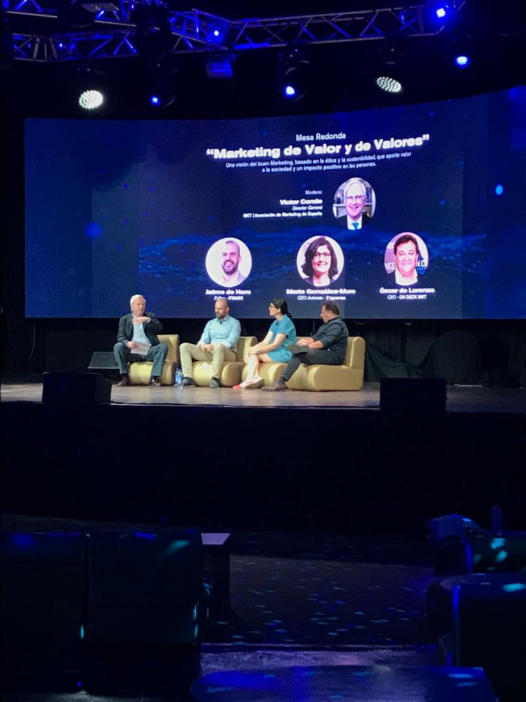 ondeckmkt's tweet photo. Hoy en el #IMFVirtual de @IberianMICE hemos estado de mesa redonda hablando de #Marketing de Valor y de Valores, que en definitiva es el marketing que nos gusta hacer. https://t.co/l9cnIpm9KD