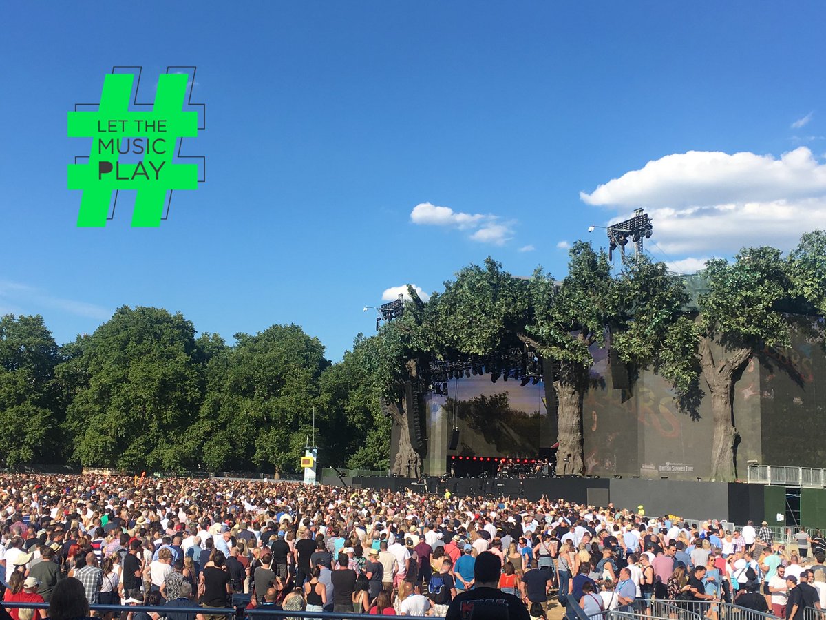 AcceptMngmt's tweet photo. The live music industry is struggling. Head on over to my Facebook page for the story of a show. https://t.co/b12Mz1Vepy #LetTheMusicPlay https://t.co/aj4eNanQqy
