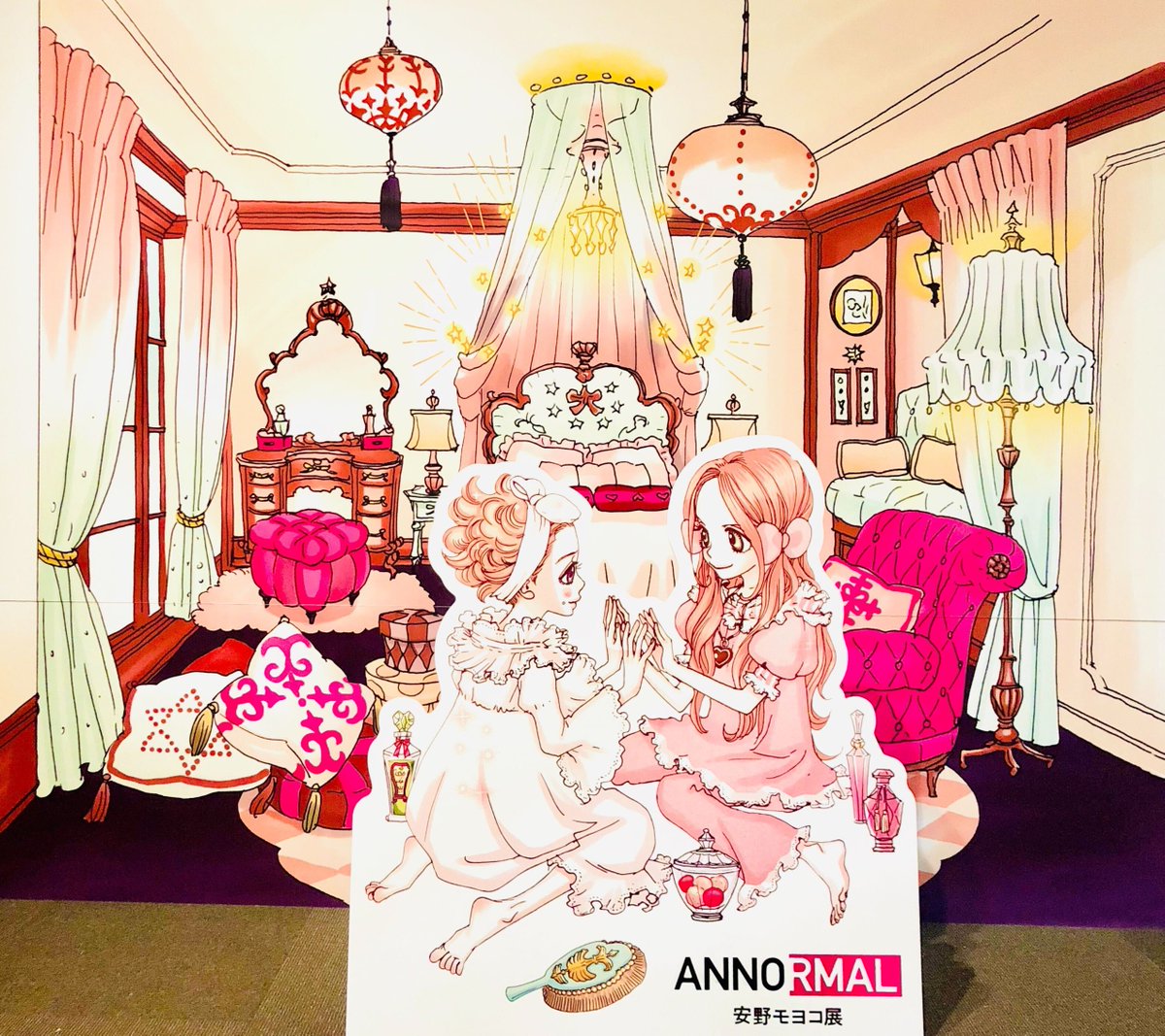 ✨ #安野モヨコ展 #ANNORMAL ✨ 展示室のなかにある ショコラのお部屋