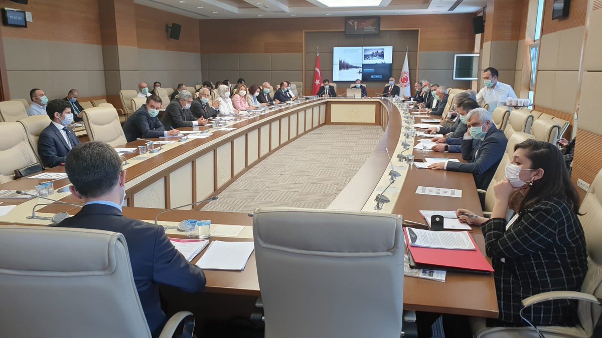 İnsan Haklarını İnceleme Komisyonu olarak, Türkiye-Yunanistan Sınır Bölgesindeki Sığınmacı Geçişlerin Yerinde İncelenmesine İlişkin Raporu görüştük.