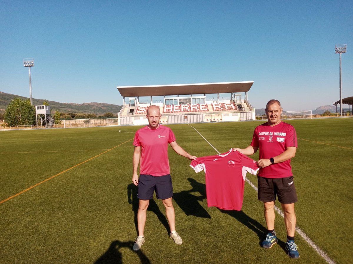 SPHERRERA1's tweet photo. Os traemos las primeras novedades de la Temporada 20/21 en forma de renovaciones y una vuelta muy esperada tras su temporada de descanso.

@isanzbarba ✅✅✅
@Agudelo92 ✍🏼✍🏼✍🏼
@angelalcazar1 ✅✅✅ https://t.co/KaMNWfzfCn