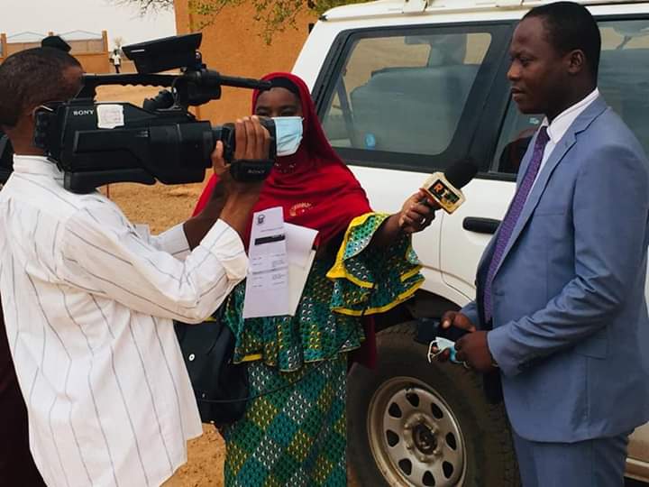 AlfredGoubadje's tweet photo. #Journée d'échange en DIH à l'Université de Tahoua sur le thème : Le respect du DIH dans la conduite des Hostilités

#Interview accordée aux médias!
#UTA
#Rasapres_Dih_Dh
#CICR https://t.co/nbAYGGb5jO