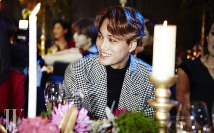 في اكتوبر ٢٠١٥ كا حضر حدث مجله W Korea للتوعيه بشأن سرطان الثدي،و دا الحدث ساعد انه يوعيرالكثير من الناس بدا الموضوعو طرق منعه/الحد من حدوثه.