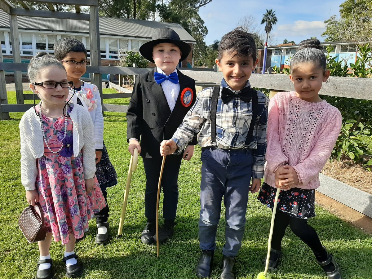 CampbelltnNorth's tweet photo. Celebrating 100 days of learning in Kindergarten. We are so proud of our students and look forward to seeing their continued growth over the next 100 days. @VickieA @samantha2bray @Kaylah71079175 https://t.co/YP5jWN2qRu