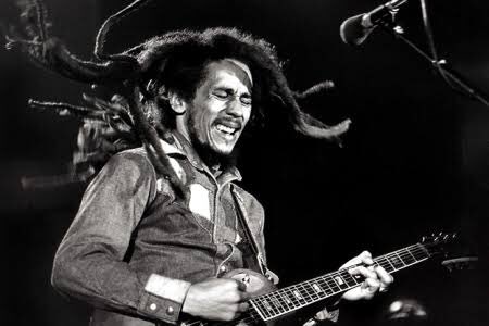 The albums recorded under these agreements contain 5 of Marley's most famous songs, “Get Up, Stand Up”, “I Shot the Sheriff”, “Three Little Birds”, “No Woman, No Cry” and “One Love”. Thats really his core list of hits!