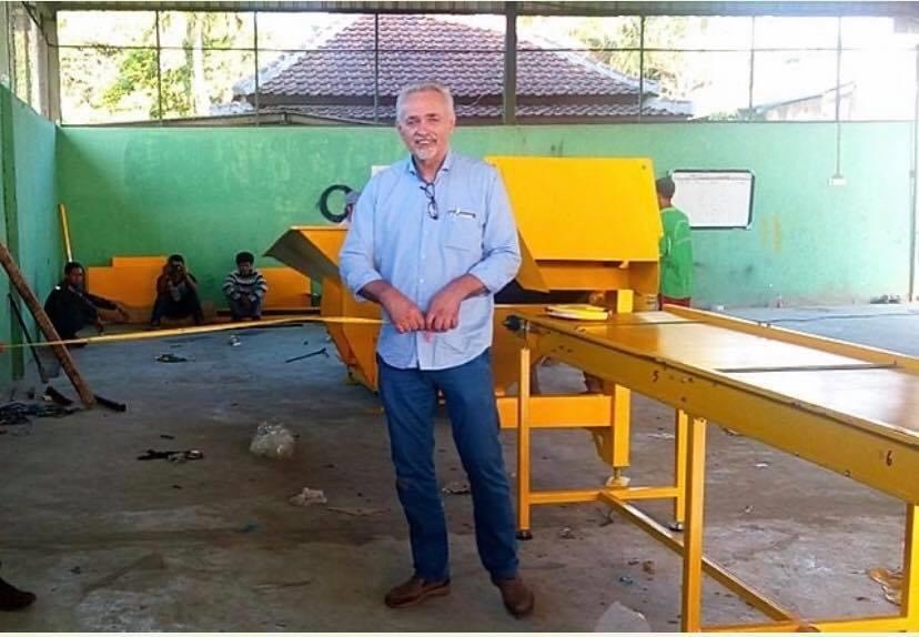 NLinIndia's tweet photo. #Facesbehindthecrisis #NLIndia
"Smart Waste Centres' run by SweepSmart 🇮🇳🇳🇱🤝turns waste into produtcs+create job opp. Even in #COVID__19 times the team continue its #sustainable  efforts✅upgrading🔟waste centres in #BLR✅set up material recovery facility centre in #NewDelhi👏👏 https://t.co/jilRqz4yNR