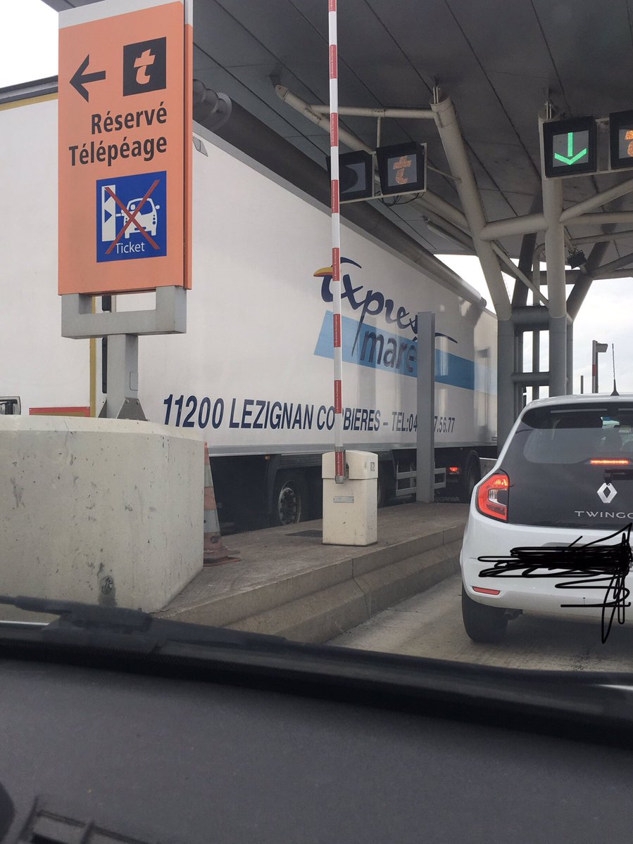 LEZIGNAN CORBIÈRES aperçu à #Miramas dans les Bouches-du-Rhône, pensée pour toi <a href="/Jirayalecochon/">Jiraya  ~「ルドビック」</a> 🤩✌🏼