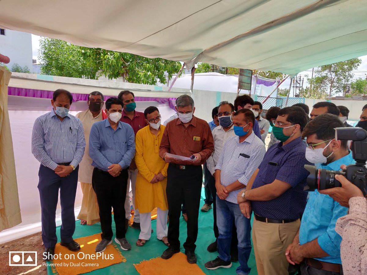 Gpcb_morbi's tweet photo. ગુજરાત પ્રદુષણ નિયંત્રણ બોર્ડ, પ્રાદેશિક કચેરી મોરબી ના 116, GIDC રફાળેશ્વર ખાતે નવા નૂતનભવન ખાતમૂર્હુત વિધિ માનનીય પર્યાવરણ મંત્રીશ્રી જયદ્રથસિંહજી પરમાર સાહેબ ના શુભેક્છા સંદેશ આશિર્વચન વાંચનથી સંપન્ન થયુ. https://t.co/K19t1utDJv