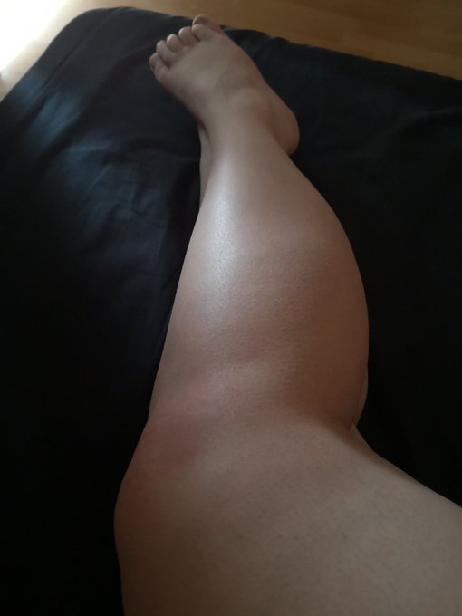 Frisch gefickt. 💋 https://t.co/TC8w3vhoao<a href="/tag/frivolerfreitag"class="tags"><span>#frivolerfreitag</span></a>