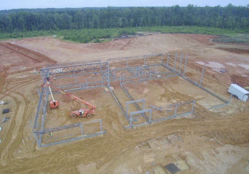 We’re going vertical now!  The first pieces of structural steel are up on the admin building for the new Thanksgiving area elementary school.
#jcpsconstruction ⁦<a href="/JCPS_NC/">Johnston County Public Schools</a>⁩