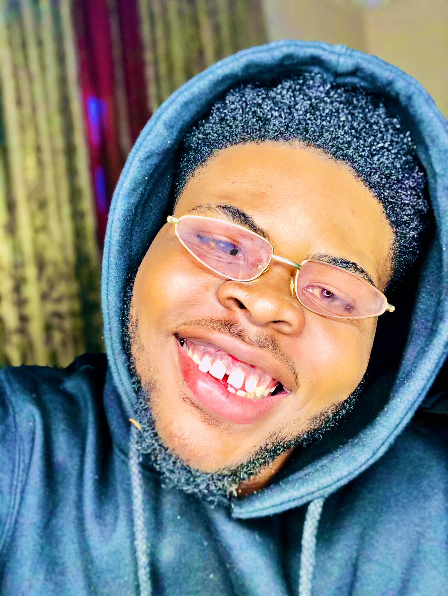 mahn_gee tweet media