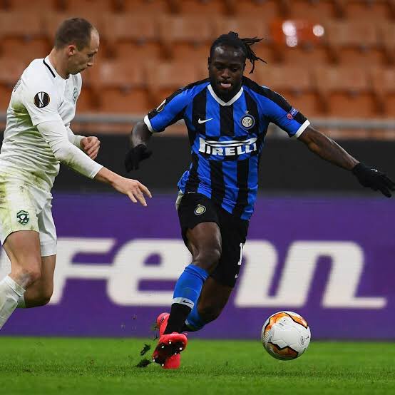 Made his debut for Nigeria in 2012 and gained over 35 caps. Part of the winning campaign at the 2013 Africa Cup of Nations, as well as the campaign in the 2014 FIFA World Cup. Moses played for Chelsea, Liverpool, Fenerbahche and now Inter Milan.