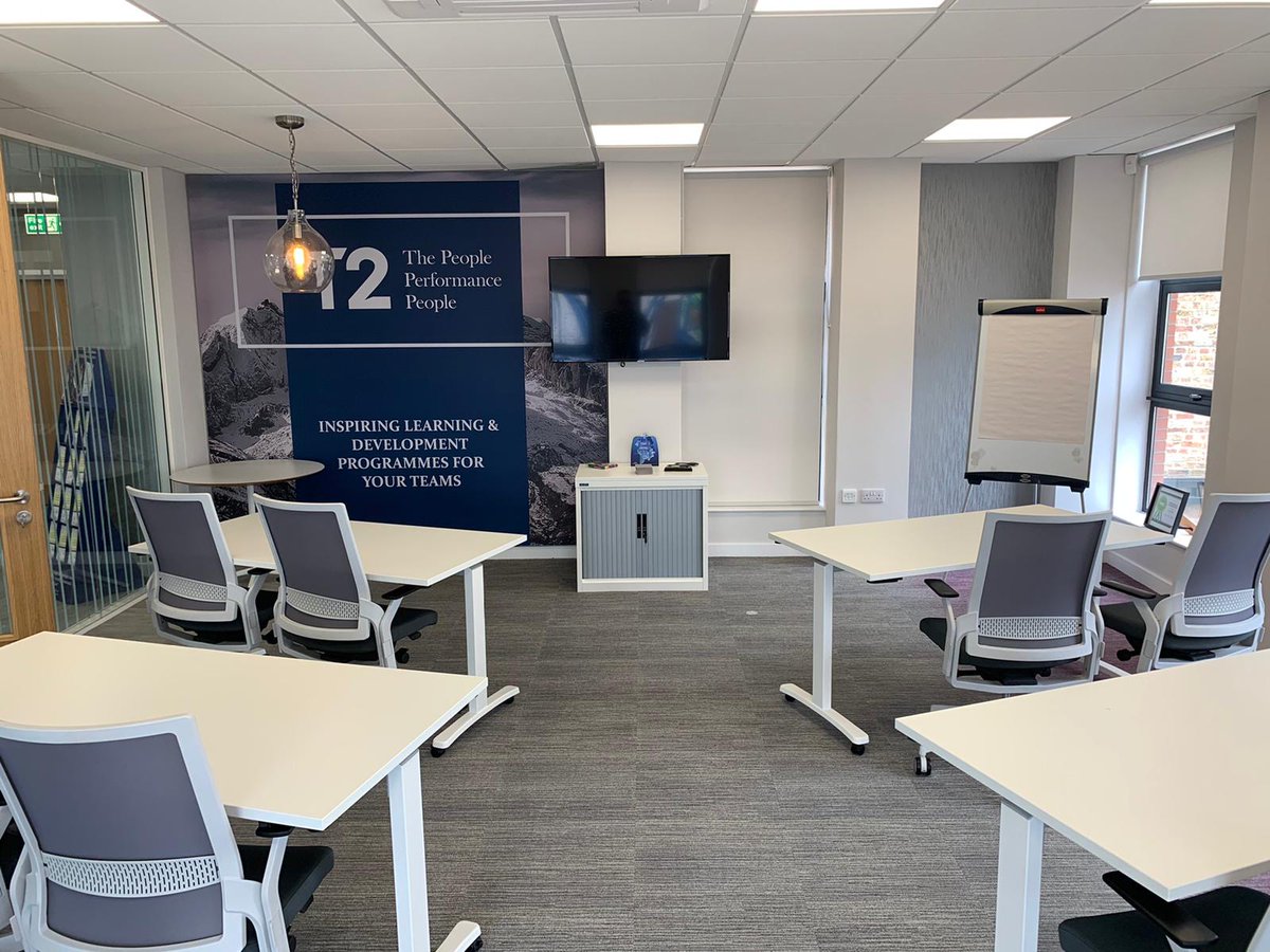 Trans2P's tweet photo. The new office is now all branded up! Really pleased with our signage - thank you @DesignsSignage! 

#trainingsuite #newoffice #signage #branding https://t.co/v8RgzvHQwi