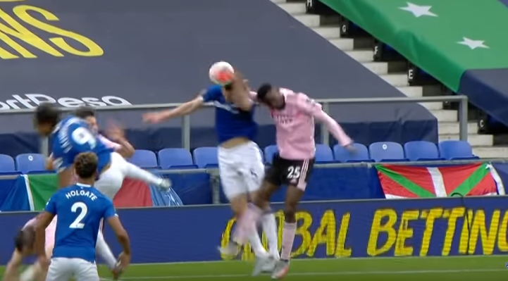 One addition note on the penalty conceded by Wilfred Ndidi for Leicester at Everton. No doubt  #EFC fans are wondering why this go this one, and not the Dele Alli handball against Tottenham...
