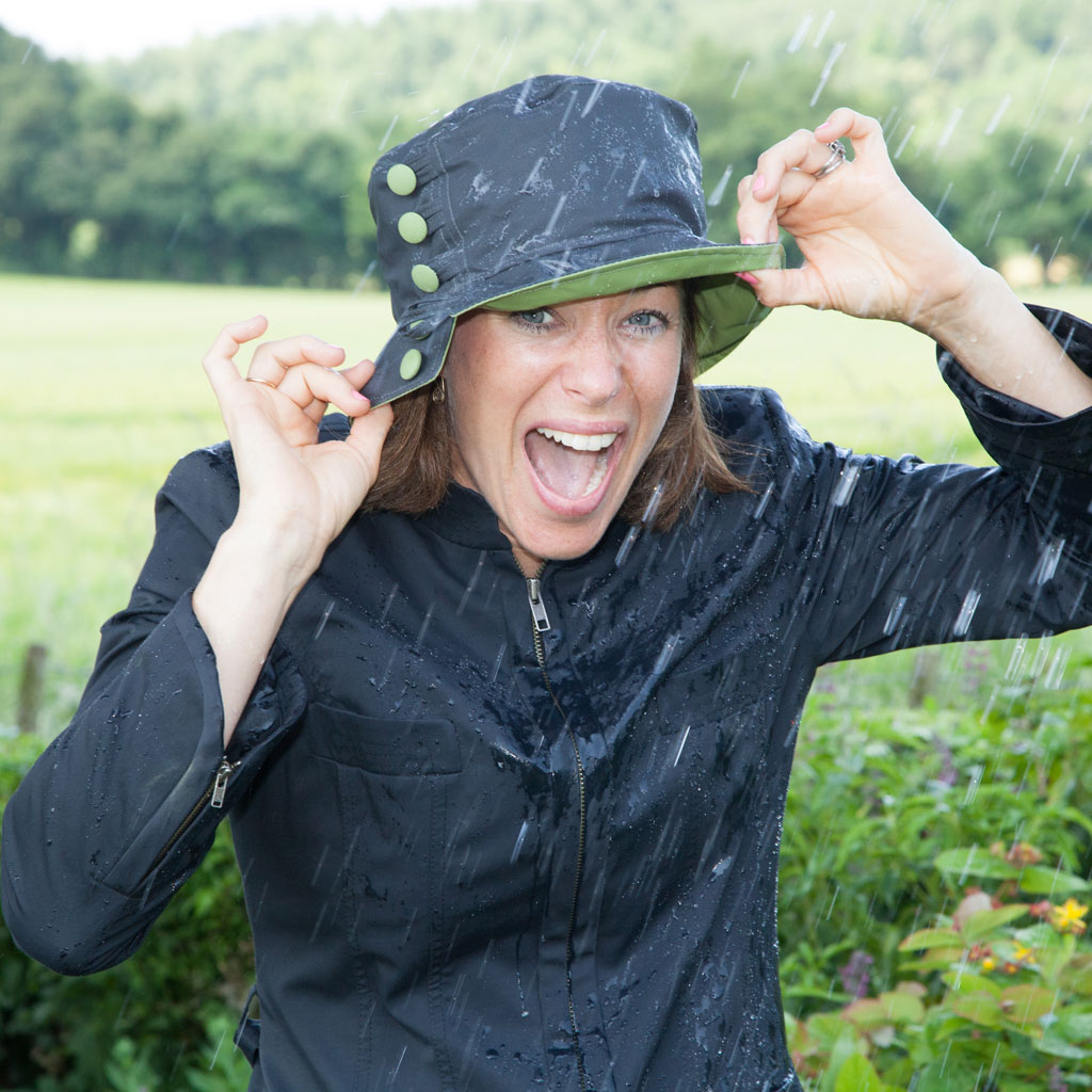 Rainhatcollectn's tweet photo. Think you may need a rain hat over the next few days. Don't get caught out in the rain whilst queuing. Wear a stylish British made rain hat, keeping you lovely &amp; dry #madeinbritainhour #raining #rainhatcollection 

   https://t.co/VXzdG4Ft50 https://t.co/uiy9Q62HyK