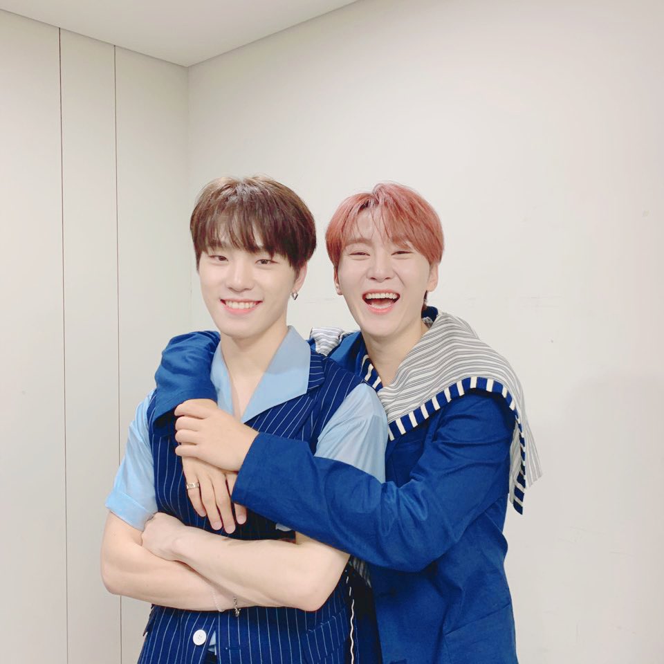 dino_backup's tweet photo. 200702 #디노 #승관 
우리 우정 변치 말자💕 승관아☺ https://t.co/Dlod3rKIxR