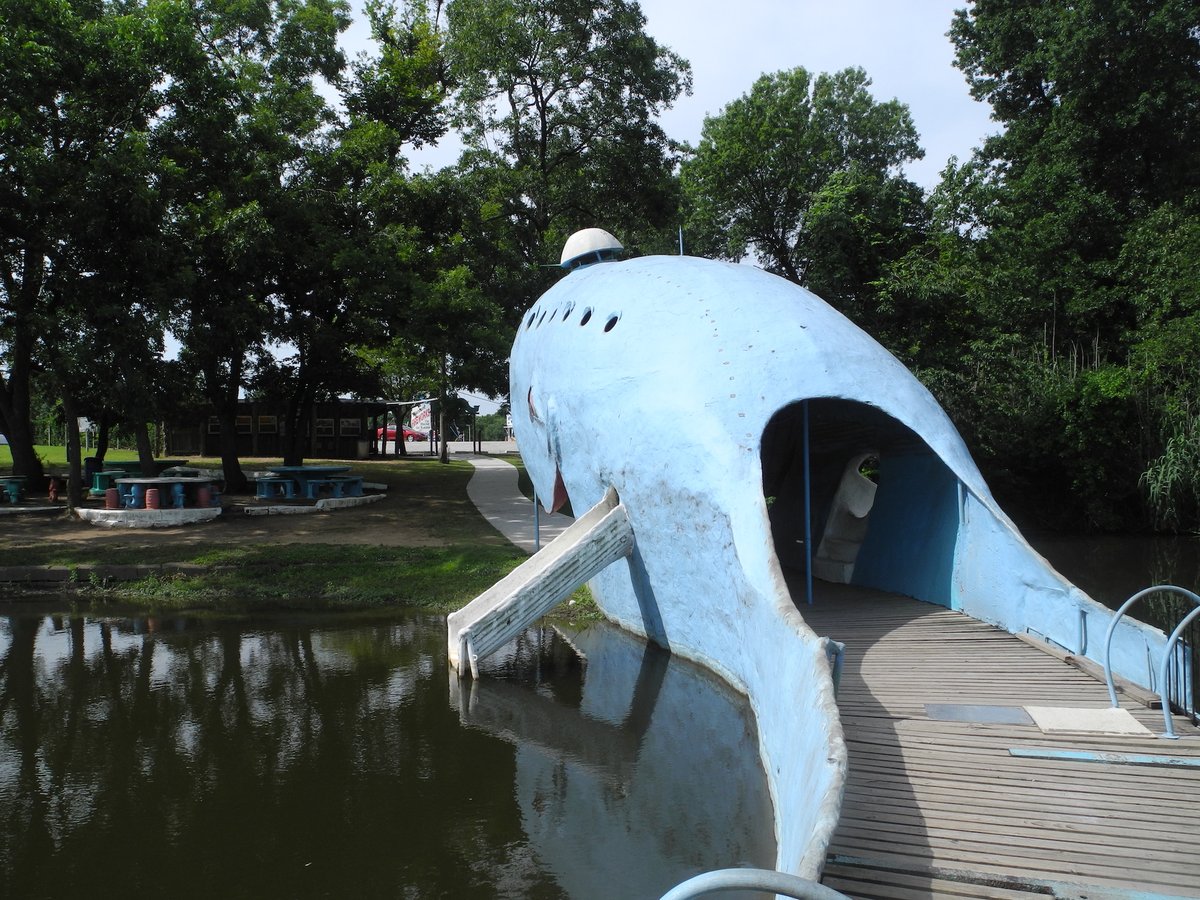 2/7/17 - My last full day of roadtrip. Tulsa to Kansas City, MO, beginning with a stretch of Route 66. It no longer exists as a road of itself, but much of it is part of other roads which retain the oddities - like the Blue Whale of Catoosa and its beturtled swimming pool.