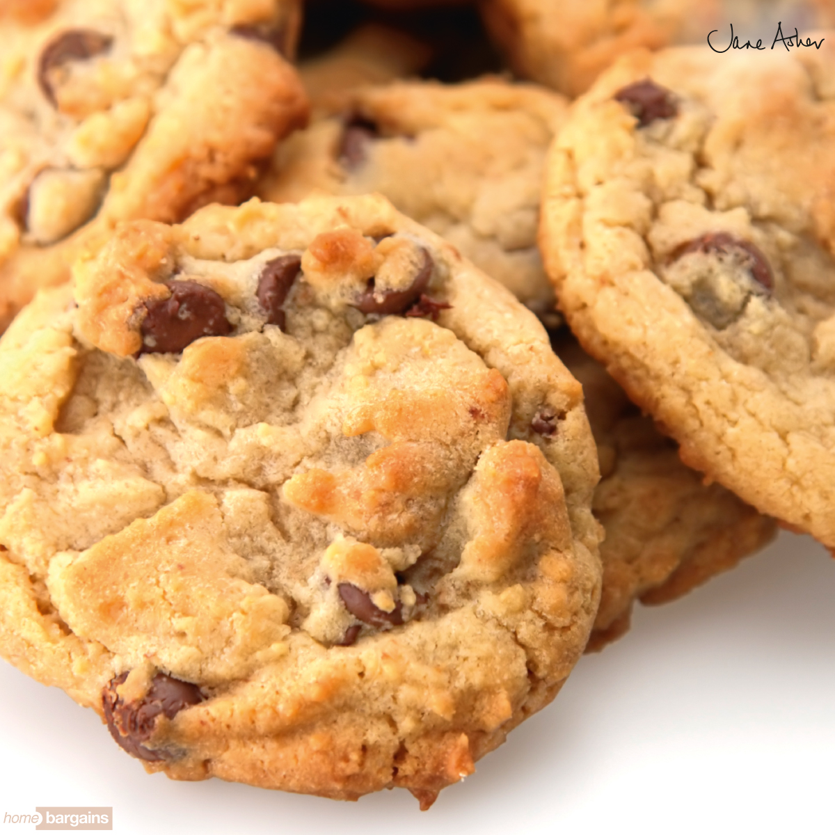 Make perfect cookies every time! 🍪

Try Jane Asher’s new Milk Chocolate Chunk Cookie Mix for an easy to follow recipe that makes delicious, chewy cookies! Only 99p in stores now 🍪

View the full range at: janeasher.co.uk

#homebaking