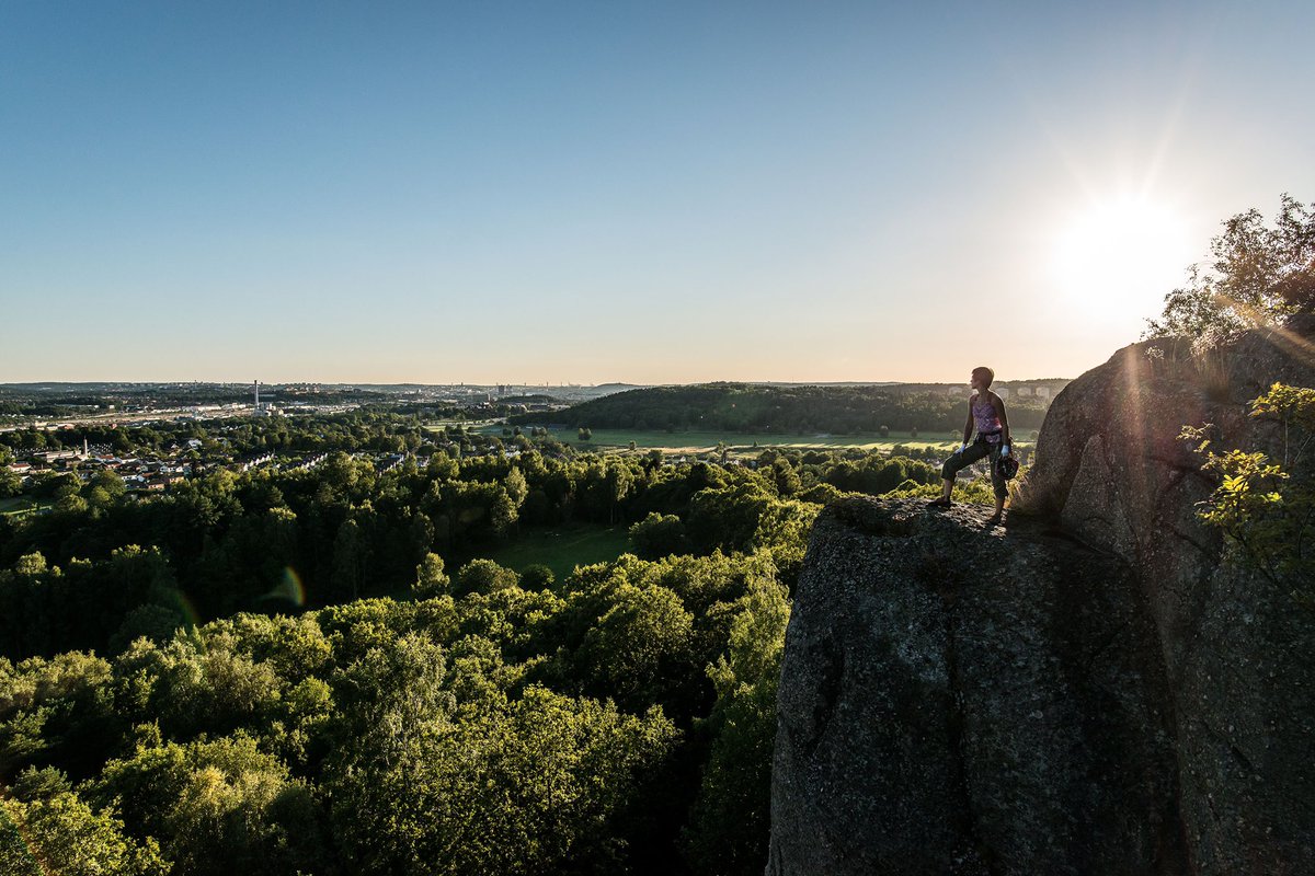 goteborgcom's tweet photo. Sweden is in second place in the world, when people in UK, Germany, France and USA think of nature and outdoor tourism, according to new research! Just outside #gothenburg you find rock climbing, hiking at Gotaleden and much more.
Photo: Daniel Breece. @visitswedenUK https://t.co/0o9SXxEPLk