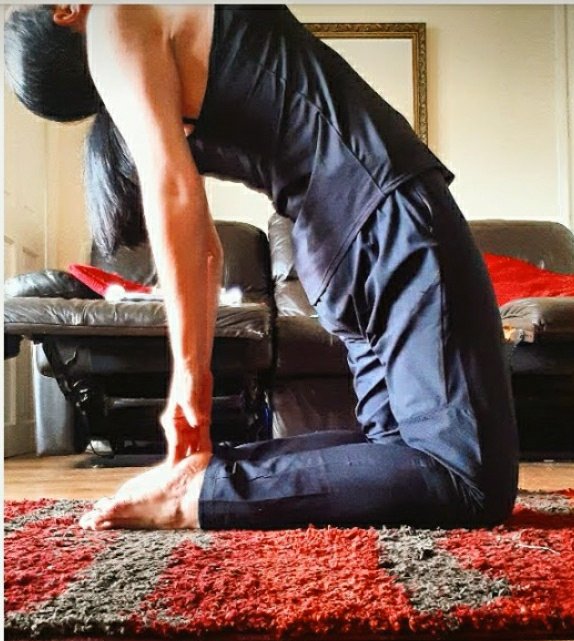 Kagsy25's tweet photo. Yoga, music, meditation. Name of the game today. Anything to keep my brain quiet! Million miles an hour an info overload. Normality is beckoning soon thank God #cabinfever #braindrain #brainmisfire #crazybrain #calmdown #anythintorelax https://t.co/zrvUtTfUHe