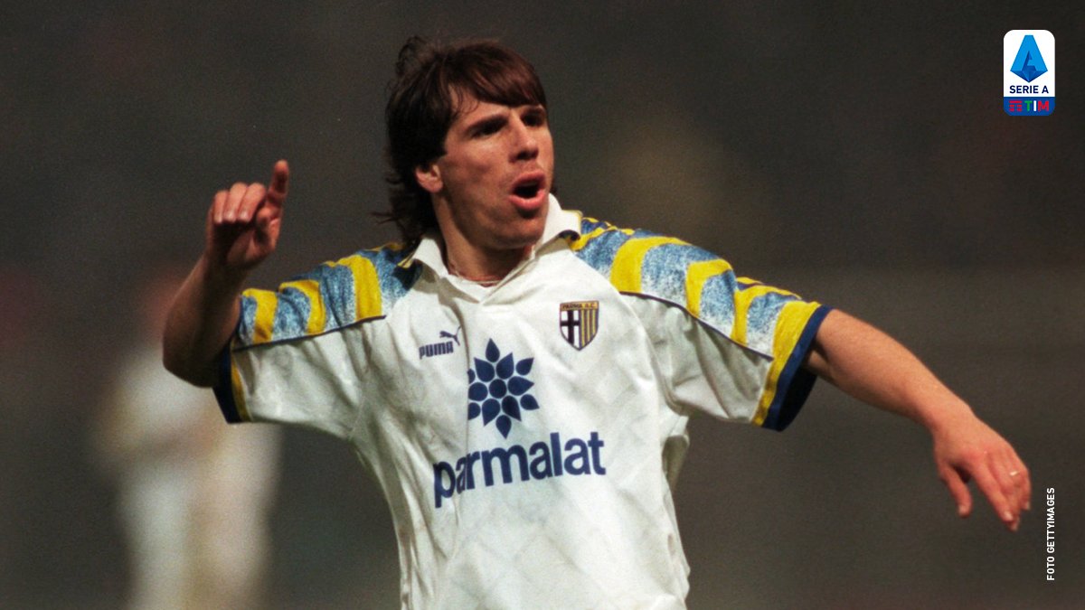 3-time Ballon d Or candidate. Happy birthday Gianfranco Zola!   