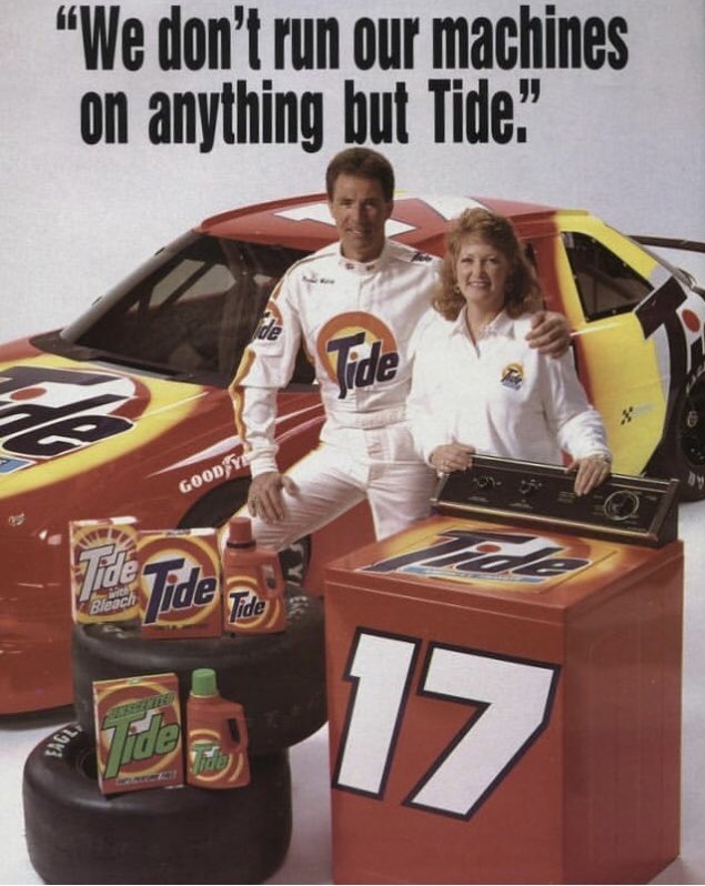 4ever3's tweet image. Be honest, who wants that washing machine in their laundry room? 🙋🏼‍♂️