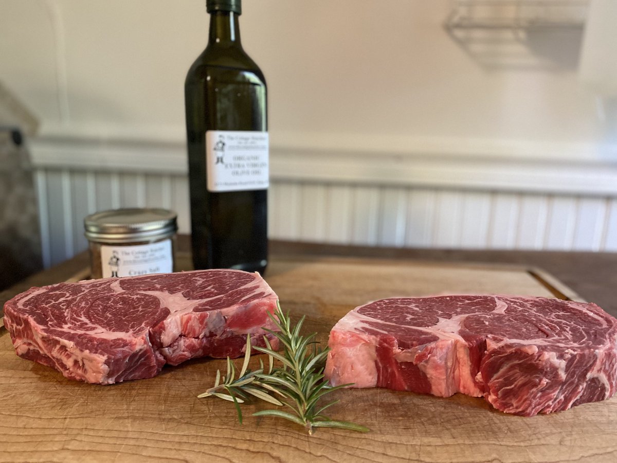 cottagebutcher's tweet photo. Prime Ribeye. Look at the marbling. For those who know...know. 🥩⠀
⠀
Come see for yourself.⠀
⠀
#primeribeye #steak #bala #shopbala  #muskoka #shopmuskoka #shoplocal #thecottagebutcher #goodeats https://t.co/SMjGW7WOO1
