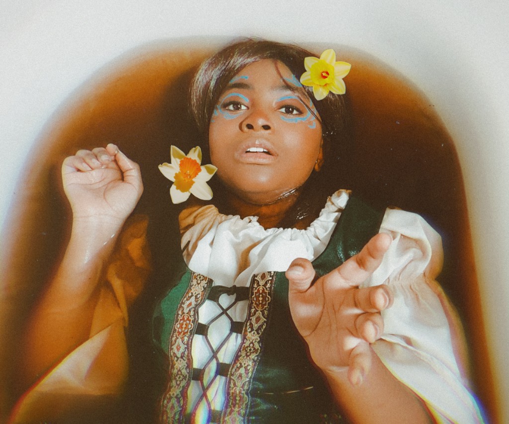 energetic_mad's tweet photo. 𝑹𝒆𝒃𝒊𝒓𝒕𝒉
🏵
🏵
It's Finally Thursday!!! God I'm so excited for tonight it's insane. This shoot was so much fun!! I won't get as sappy here as I did on insta, but thank you @CriticalRole for this amazing ride and @samriegel for giving us Veth!!! 
#criticalrole #cosplay https://t.co/kqrLBeLJPZ