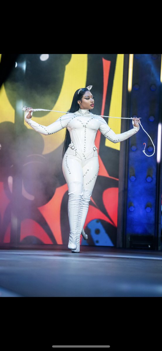 theestallion's tweet photo. 🥛🥛🥛 https://t.co/mhgNUP4vzC