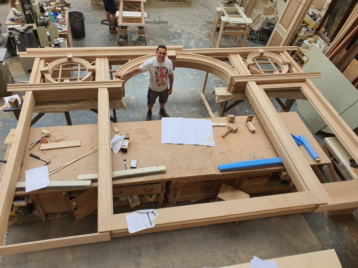 A little #BehindTheScenes in Knightsbridge - the longest facade retention in London! #knightsbridge #rgarchitects #conservation #OldBuildingsNewArchitecture #RGA #craftsmanship