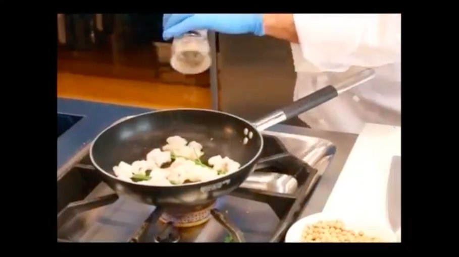 Ffoodinstitute's tweet photo. #FFAcademy #DietaMediterranea: “Consigli per una cottura della pasta perfetta: 7 grammi  di sale ogni litro d’acqua, usare timer e non toccare la pentola per il primo minuto.” - @chefmarcellozac @AcademiaBarilla @Barilla https://t.co/RI04RIq7ml