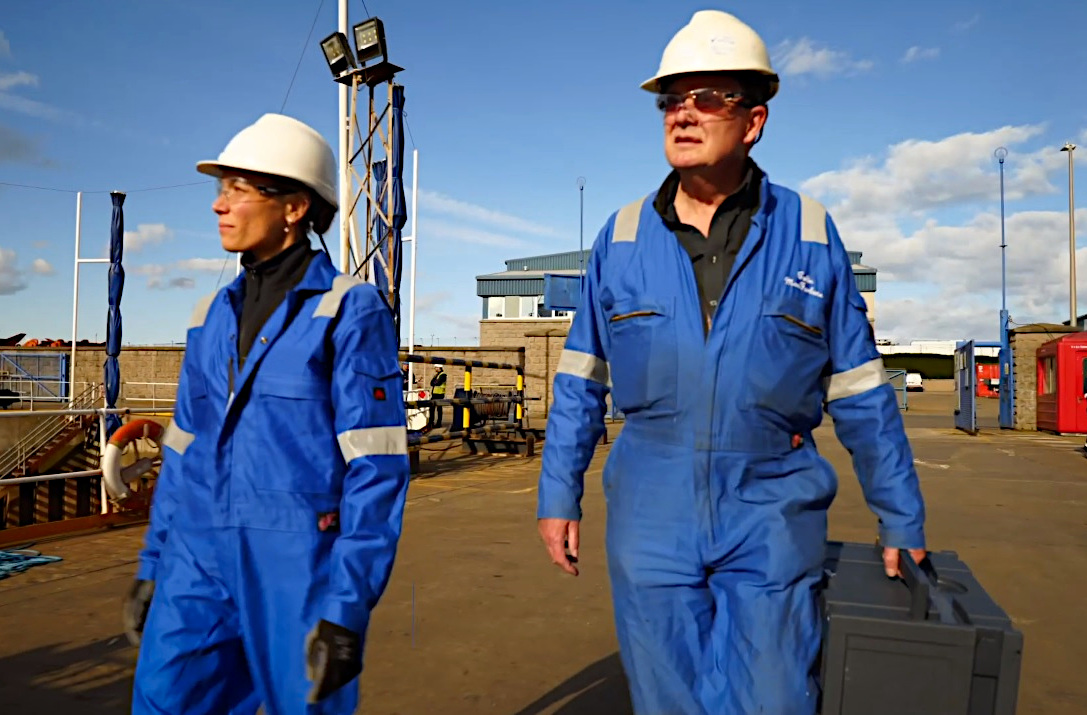 Do you think we might know a thing or two about weight control and stability on a vessel? Manuela and Colin won the Special Merit Award at SAWE Tech Fair last week. Second conference paper presented, second award won. 

#ChallengingTheConventional #MakingStabilityDigital