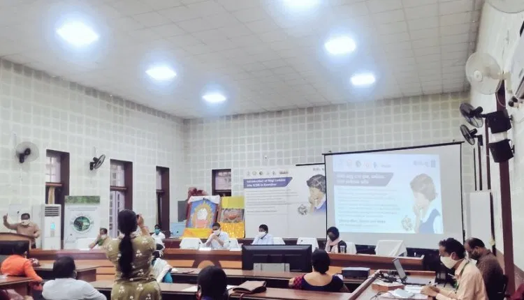 bjdwithodisha's tweet photo. In a remarkable move to improve the nutritional status of pre-school children and promote millets cultivation, the Keonjhar district administration has introduced ragi laddus as morning snacks for pre-school children. https://t.co/IMrGj23tM1