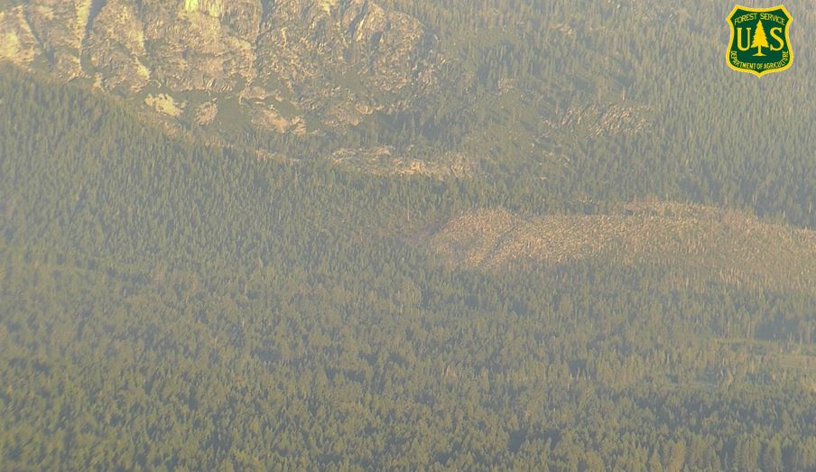 weatherbender_'s tweet photo. A look from our wildfire cams (https://t.co/FamW5v5GlN) of the #TallacFire.
Amazing job by @usfsπ§βππ to suppress and contain this fire before it spread. https://t.co/Gr4qewXxZs