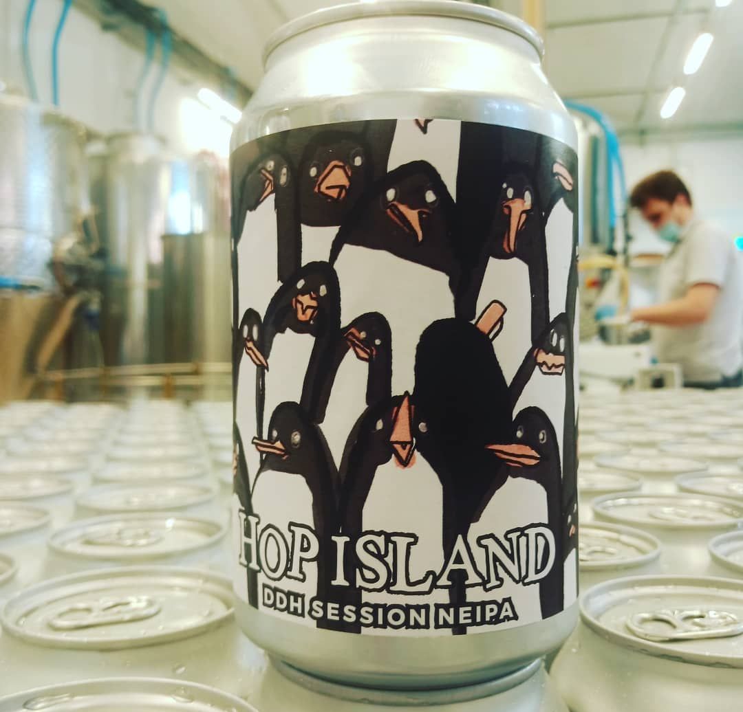 cronachedibirra's tweet photo. Nuove #birre italiane:
🤘 Le due IPA di #Lambrate
🇳🇿 Le due novità di #Barbaforte
🐧 La Session NEIPA di #PiccoloBirrificioClandestino
🎵 La Micro IPA di #LaFucina
🇩🇪 La gluten free di #Soralamà
https://t.co/NbbNPKT7Iw https://t.co/Hn78cyymq3