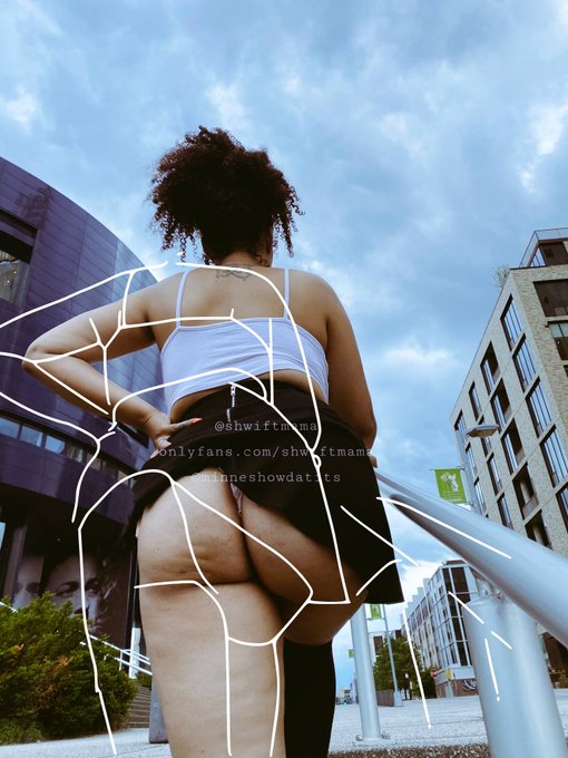 Oh how I love to show thee my booty https://t.co/ZVJCUOY6G4<a href="/tag/findom"class="tags"><span>#findom</span></a><a href="/tag/paypigwanted"class="tags"><span>#paypigwanted</span></a><a href="/tag/moneymiss"class="tags"><span>#moneymiss</span></a>