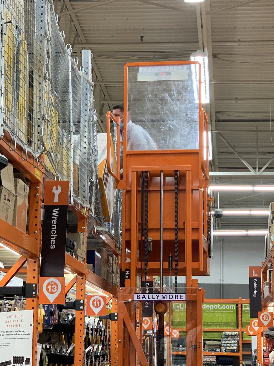 Putting the boss to work! ⁦<a href="/AndrewB71540413/">Andrew Brown</a>⁩ ⁦<a href="/BPlantenberg/">Brody Plantenberg</a>⁩