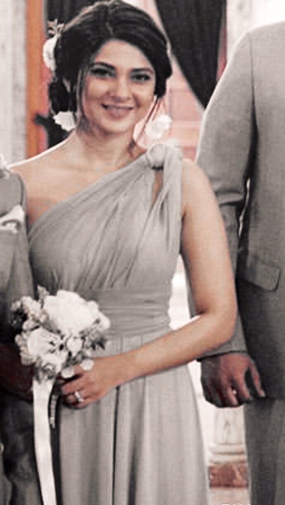 JenshadC's tweet photo. One more pic from Simone's wedding, she is so shining like a beautiful angelic light💫🧚🏻♀️♥️ @jenwinget
#JenniferWinget #WingetWinget #Bepannah #CodeM #Beyhadh2 https://t.co/SgX1ZUbRUK