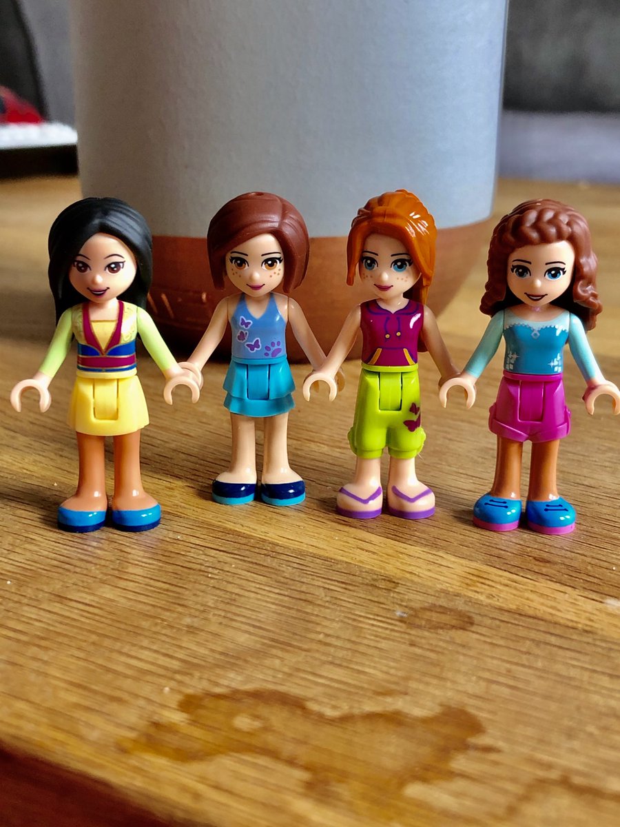 Katie Notton tweet media