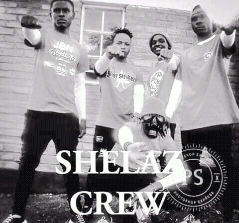 IzagHasharo's tweet photo. Nice my power dncer
#diamondplatnamz
#bigfizzo
#burundibwacu
#hinews https://t.co/sbJ5FNwybe
