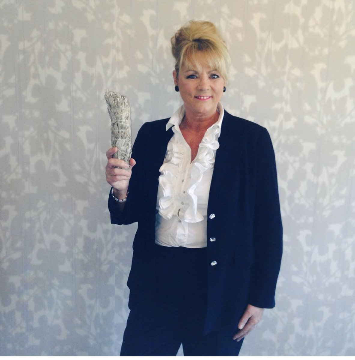 LFozzard's tweet photo. It as come to our attention we are inundated with calls for offices and stadiums theatres etc to be cleansed if you would like to book in this is a great service and it really does work Sage and please @JCMmanagement85 @heavenskincare  email: info@jcmmanagementinternational.com https://t.co/FZ6oglGGkp
