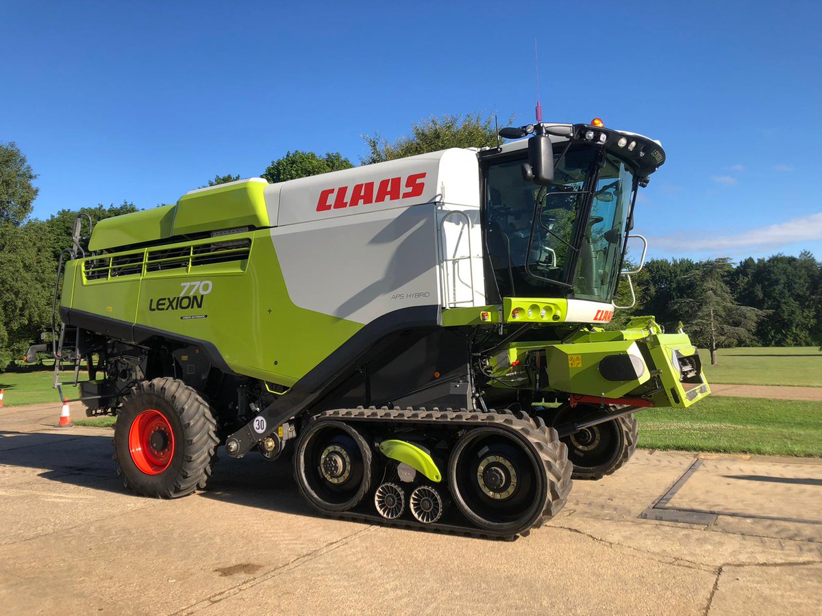 RTKFnet's tweet photo. This @CLAAS_Eastern Lexion 770 has been fitted with a @Trimble_Ag FMX and setup on our RTK service all in time for harvest. @GeorgeEmms93 https://t.co/ghJ8bG8fRP
