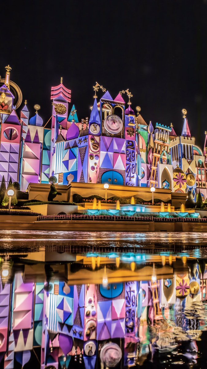 Remi 東京ディズニーランドの 雨の日の特別