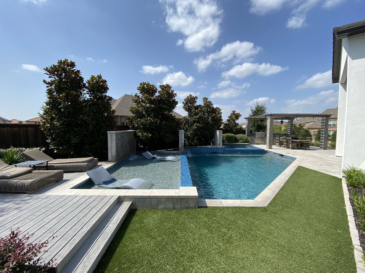 INTERIORPORN1's tweet photo. Let’s talk about how beautiful this home truly is https://t.co/AgO7HKtme1