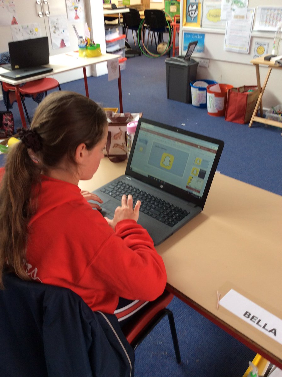 HTAClassDuck's tweet photo. This afternoon we are thinking of the information we want to share about internet safety.
#HTAComputing #HTAAspires https://t.co/bxQ18VZpoP