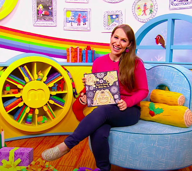 lantanapub's tweet photo. Our #LantanaBookClub read-aloud has begun!
Listen to Jen from @MilkshakeTV_ read #YoureSnugWithMe NOW: https://t.co/KNTVGxQhsq
We can’t wait for you to meet Mama Bear and her cubs in this week’s #BookClub ❤️ #LCAW2020 https://t.co/rpfNLcuVqC