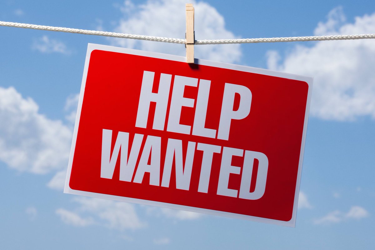 PHSSA_BOD's tweet photo. RPS is in need of volunteers for meal distribution. As you know, many of our students rely on school for two of their three meals each day. It is easy to help. Sign up at https://t.co/NtXcTgTgkE. You can also reach out to wkeenan.contractor@rvaschools.net. #phssa https://t.co/Dx52eExL5O